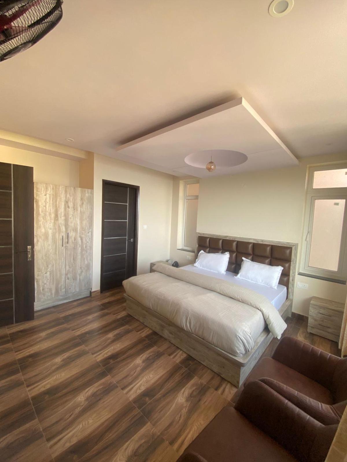 Harmony Heights Hotel Shimla Exterior foto
