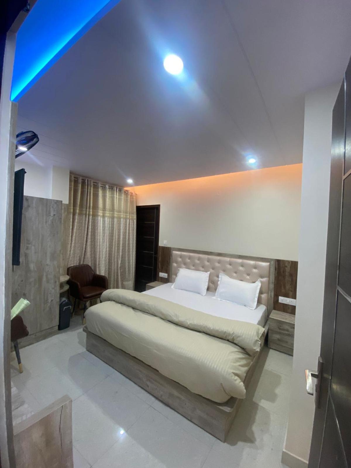 Harmony Heights Hotel Shimla Exterior foto